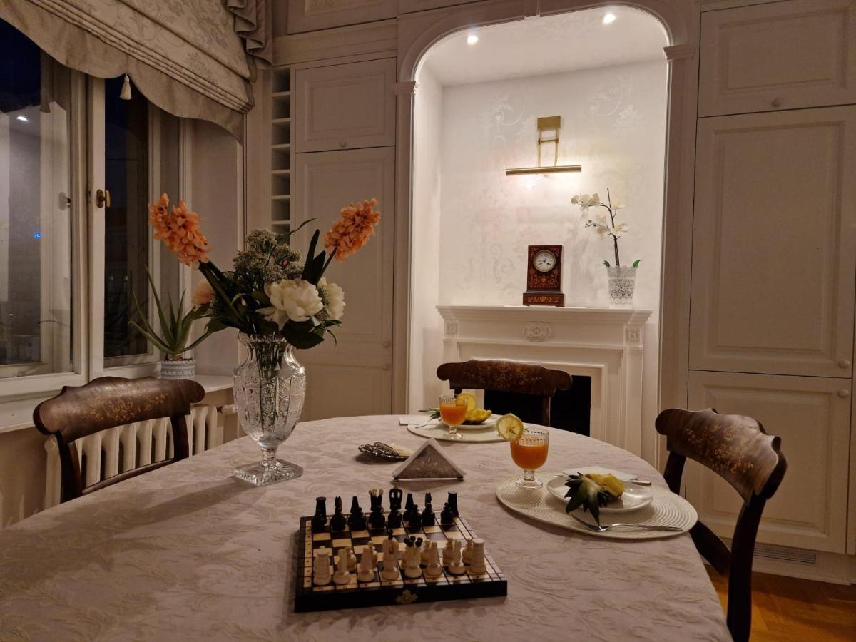 Luxury Living Kopernik Appartement Warschau Buitenkant foto